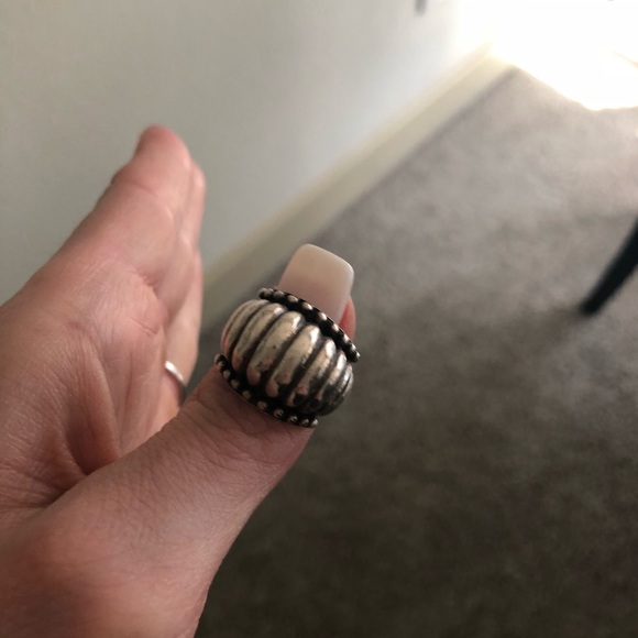 Silver ring - Picture 3 of 4